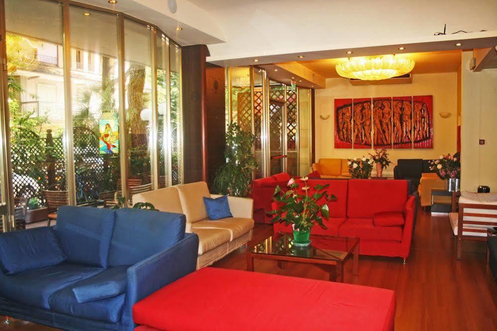 Hotel Saint Tropez Riccione Exteriör bild